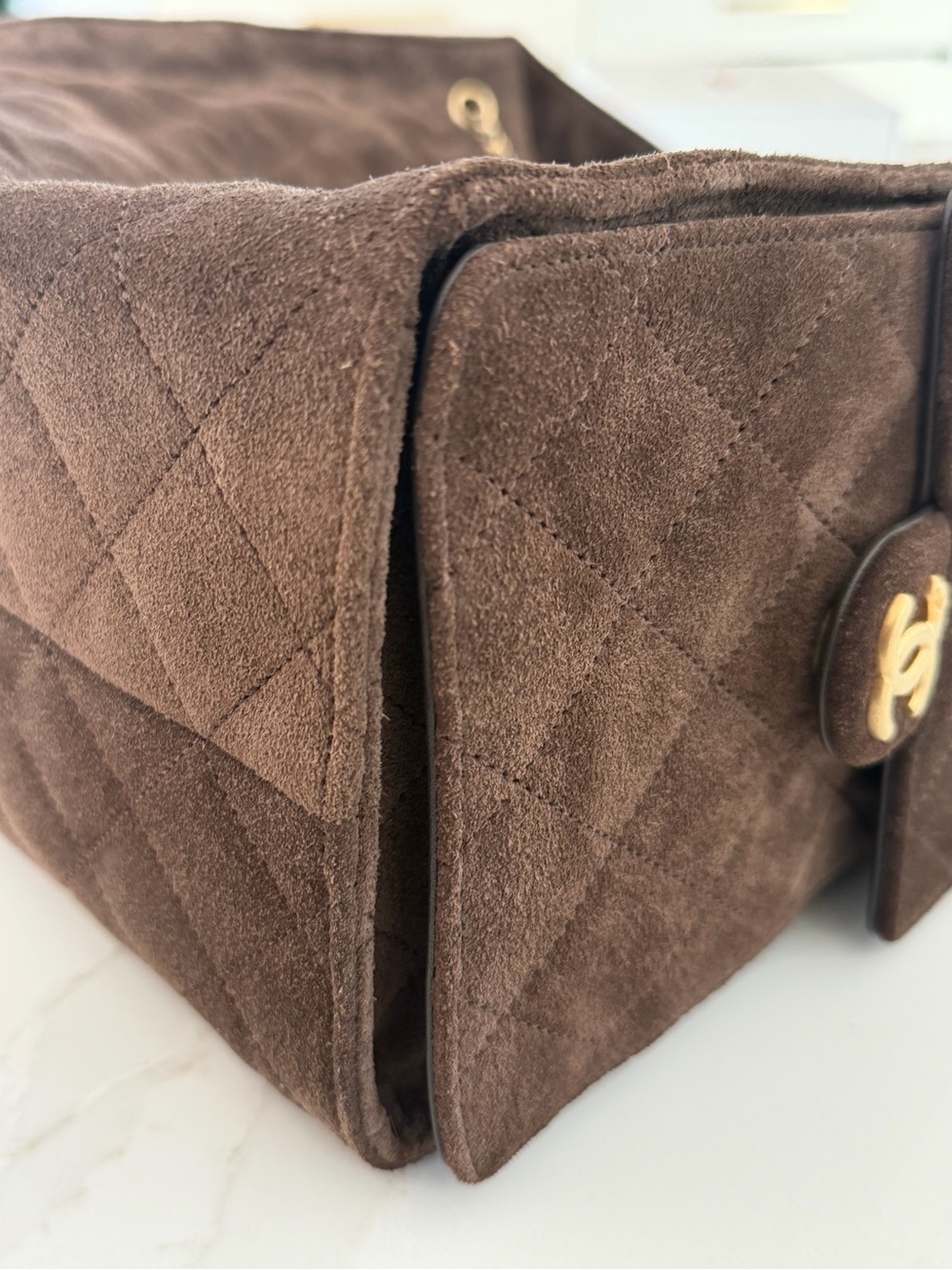 CHANEL 25 Dark Brown Suede Hobo with Gold Chain and CC Charm MEDIUM - Picture 8 of 15
